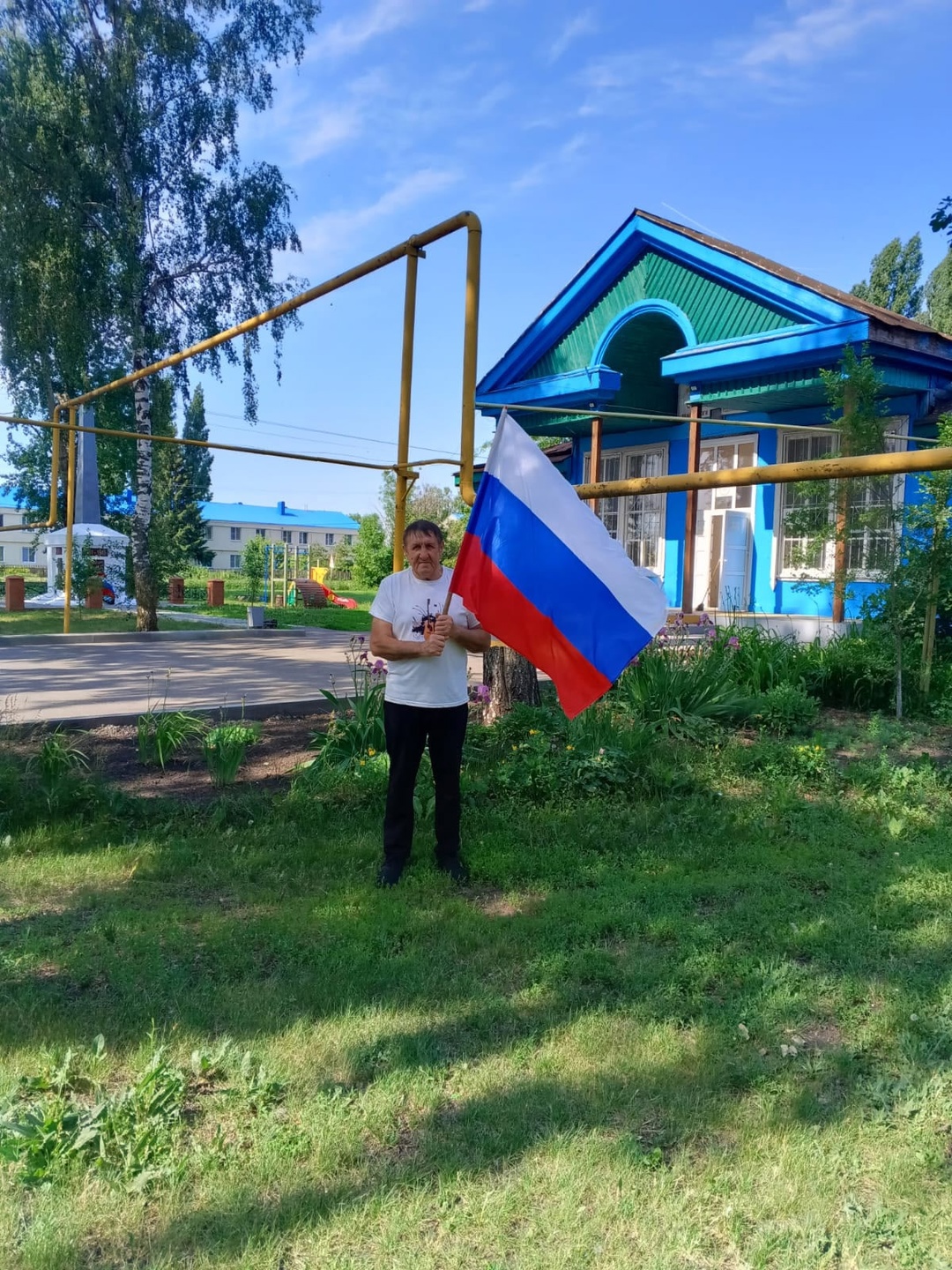 Жители Токарёвского округа присоединились к Всероссийской акции «Флаги России».