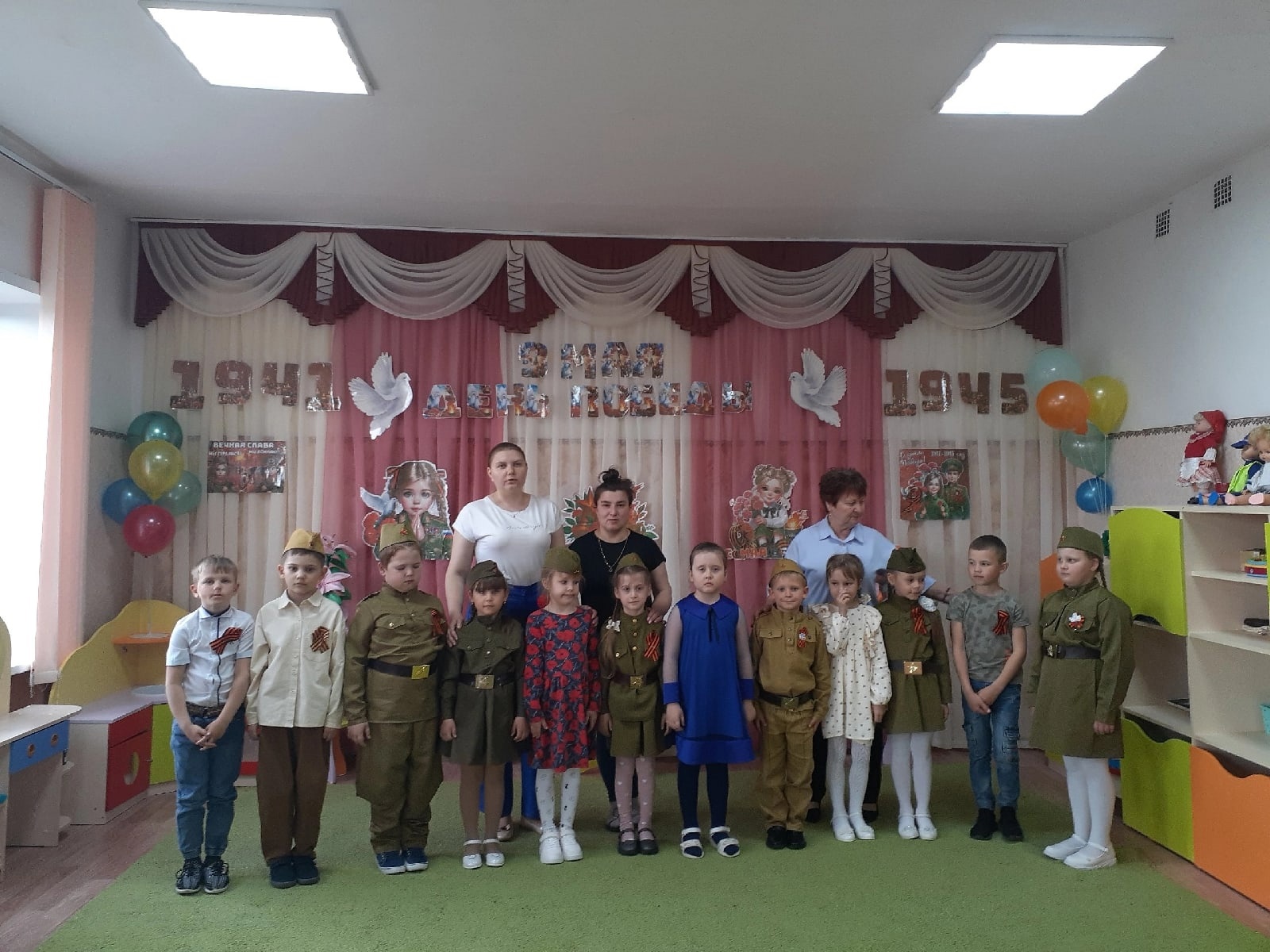 В детских садах округа прошли патриотические мероприятия, посвящённые Дню Победы.