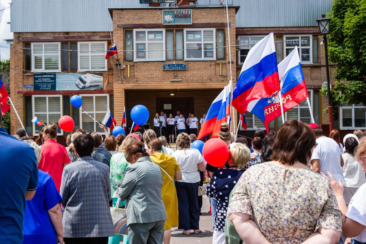 В Токарёвском округе проходят патриотические мероприятия и акции, посвященные Дню России.