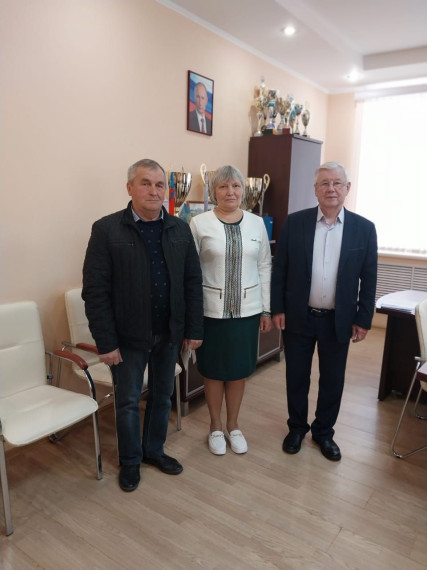 В администрации округа состоялось чествование участников ликвидации последствий радиационных аварий и катастроф и вдов ликвидаторов. В администрации округа состоялось чествование участников ликвидации последствий радиационных аварий и катастроф и вдов ликвидаторов.