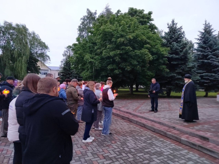 22 июня, 4.00. День памяти и скорби.. 22 июня, 4.00. День памяти и скорби..